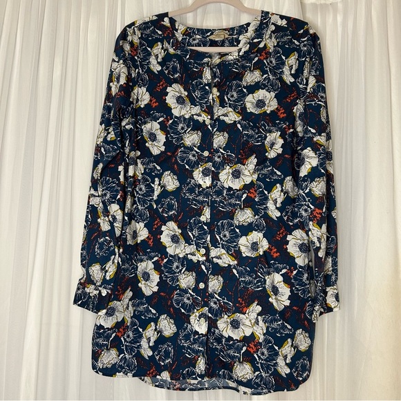 Duluth Trading Co Tops - Duluth Trading Co. Wrinklefighter Floral Tunic